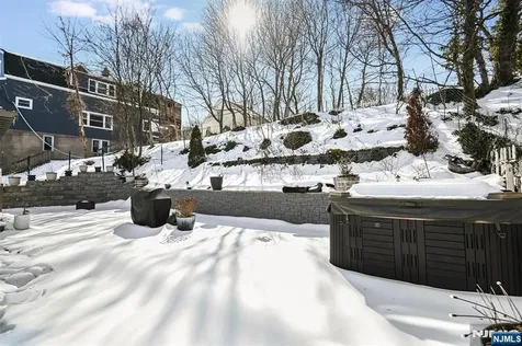 19 Glendale Street Nutley NJ 07110
