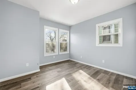 38 Mapes Avenue Newark NJ 07112