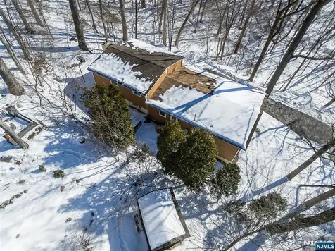 12 Ledgewood Trail Kinnelon Borough NJ 07405
