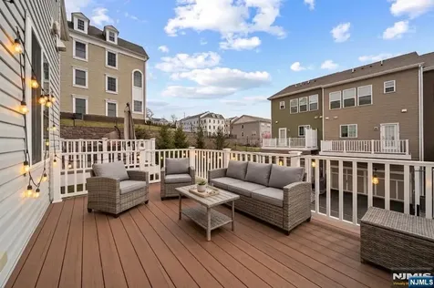 129 Truman Drive Wood Ridge NJ 07075