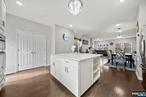 129 Truman Drive Wood Ridge NJ 07075