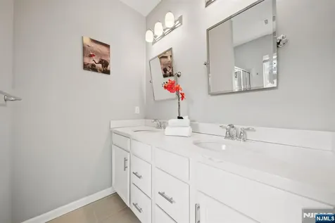 129 Truman Drive Wood Ridge NJ 07075