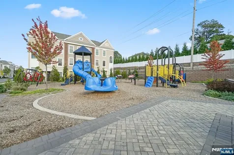 129 Truman Drive Wood Ridge NJ 07075