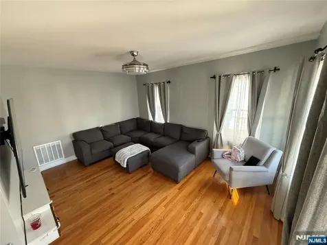 41 Stuyvesant Road Teaneck NJ 07666