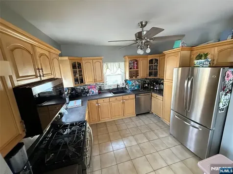 41 Stuyvesant Road Teaneck NJ 07666