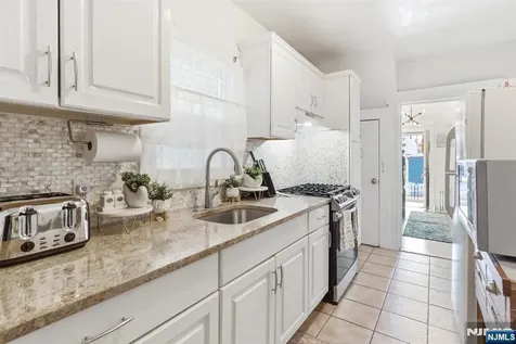 209 Taylor Street Orange NJ 07050
