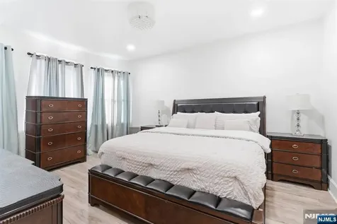 209 Taylor Street Orange NJ 07050