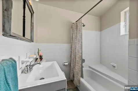 5306 Christopher Street Ramsey NJ 07446