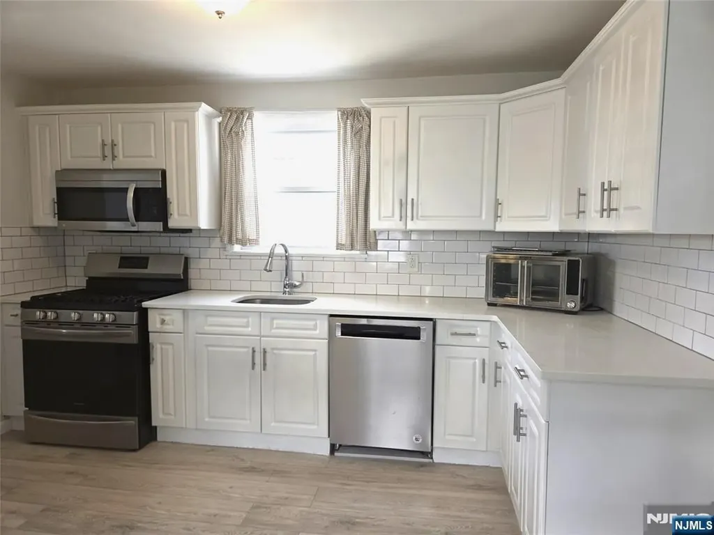 198 Wessington Avenue Garfield NJ 07026