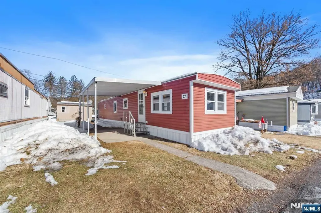 190 #21 Us Highway 46 Knowlton NJ 07832