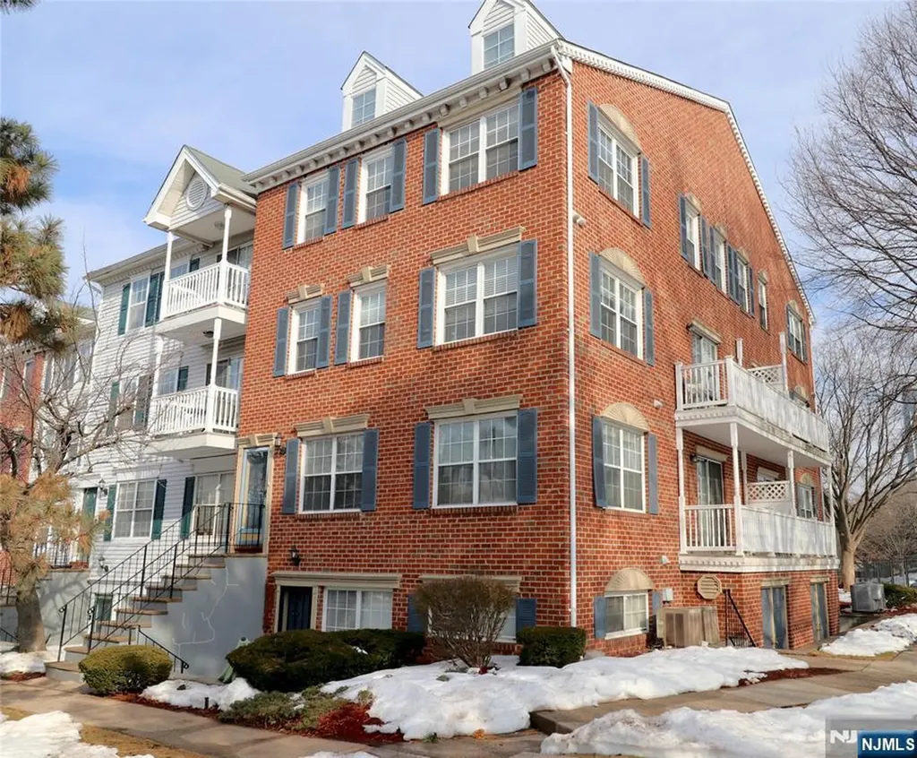 12 Rutgers Drive Newark NJ 07103