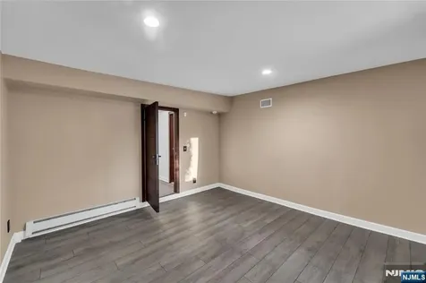 99 Ogle Road Old Tappan NJ 07675