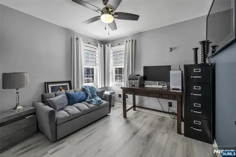 15 Furrey Place Paterson NJ 07522