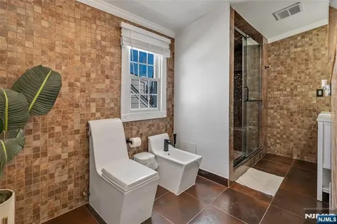 15 Furrey Place Paterson NJ 07522