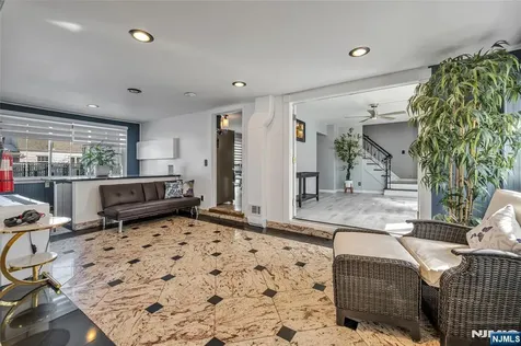 15 Furrey Place Paterson NJ 07522