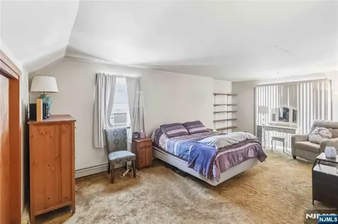 16 Seminole Avenue Dumont NJ 07628