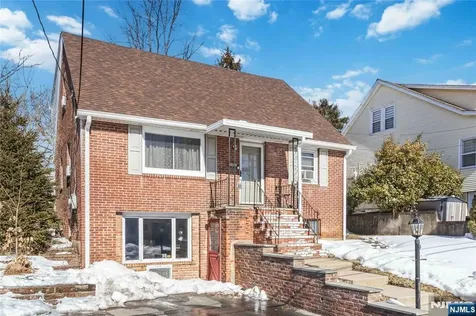 16 Seminole Avenue Dumont NJ 07628