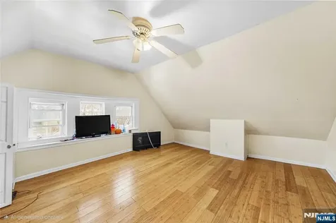 30 N 11th Street Newark NJ 07107