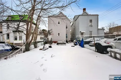 30 N 11th Street Newark NJ 07107