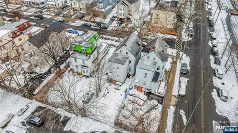 30 N 11th Street Newark NJ 07107