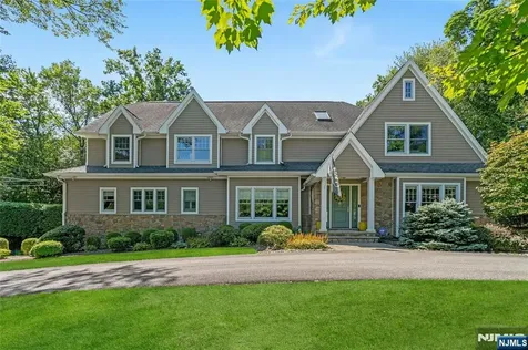 7 Deerhill Drive Ho-Ho-Kus NJ 07423