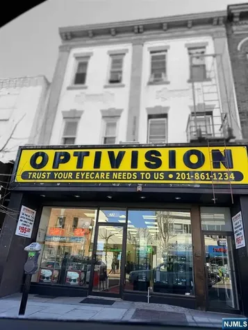 6110 Bergenline Avenue West New York NJ 07093