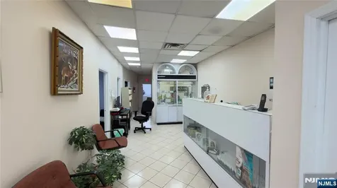 6110 Bergenline Avenue West New York NJ 07093