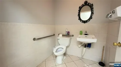 6110 Bergenline Avenue West New York NJ 07093