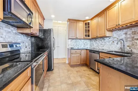 100 Winston Drive Cliffside Park NJ 07010