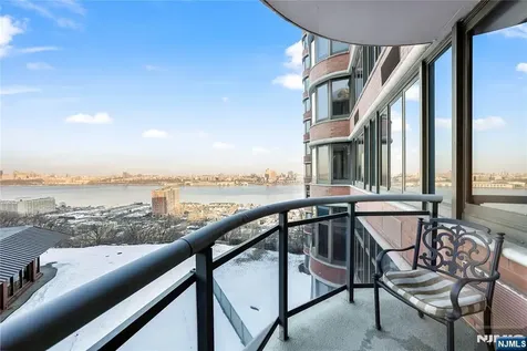 100 Winston Drive Cliffside Park NJ 07010