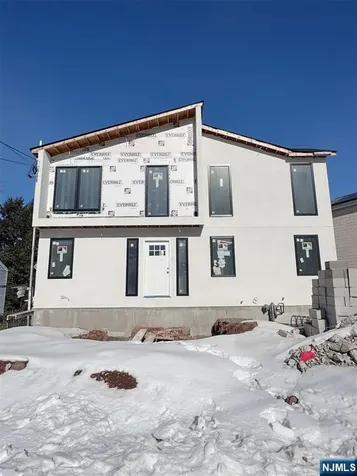 40 Franklin Avenue Fairview NJ 07022