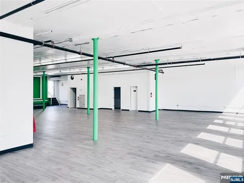 207 Market Street Paterson NJ 07505