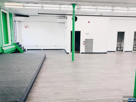 207 Market Street Paterson NJ 07505