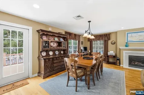 4 Lindeman Avenue Closter NJ 07624