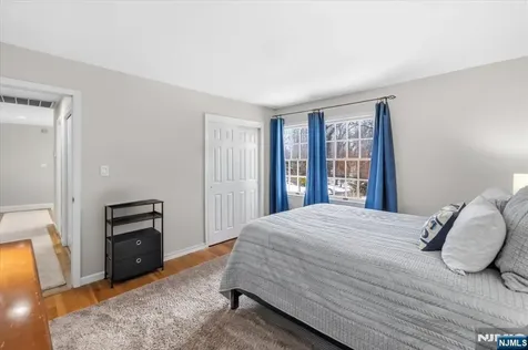 4 Lindeman Avenue Closter NJ 07624