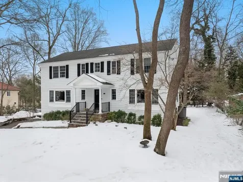 4 Lindeman Avenue Closter NJ 07624