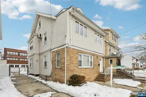 211 Newark Avenue Bloomfield NJ 07003