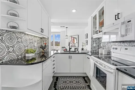 600 Harbor Boulevard Weehawken NJ 07086
