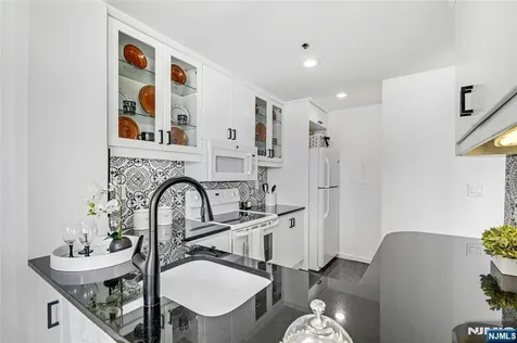 600 Harbor Boulevard Weehawken NJ 07086