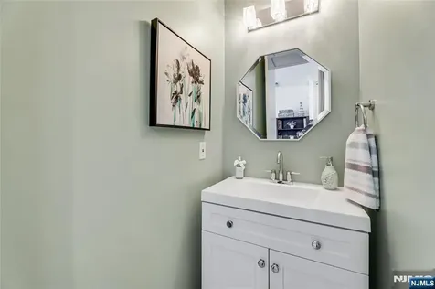 600 Harbor Boulevard Weehawken NJ 07086