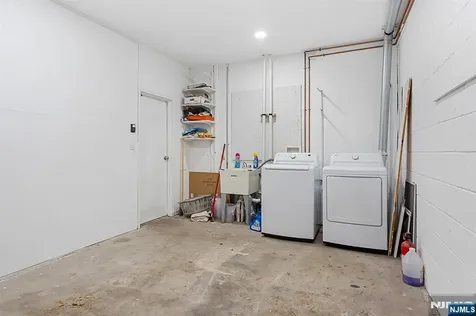 25 River Road Nutley NJ 07110
