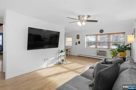 25 River Road Nutley NJ 07110