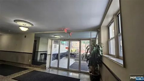 6010 E Boulevard East West New York NJ 07093