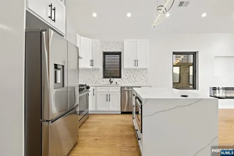 482 Kennedy Boulevard Bayonne NJ 07002