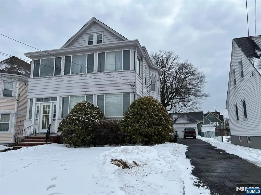 36 Lincoln Avenue Little Falls NJ 07424