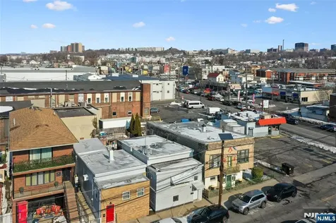 2008 41st Street North Bergen NJ 07047