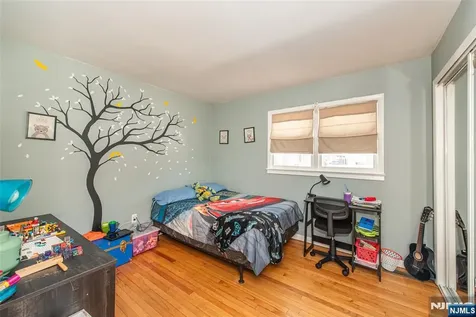 38 Fremont Terrace West Milford NJ 07438