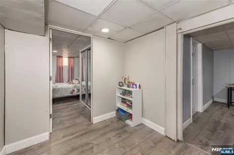 38 Fremont Terrace West Milford NJ 07438