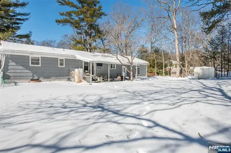 38 Fremont Terrace West Milford NJ 07438