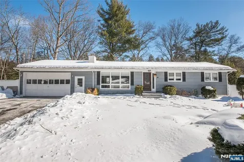 38 Fremont Terrace West Milford NJ 07438